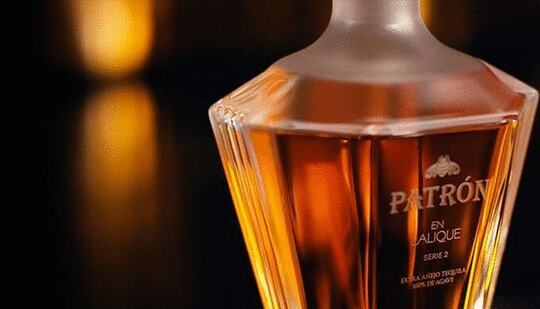 Patron Limited Edition En Lalique Serie 2 Tequila Extra Anejo